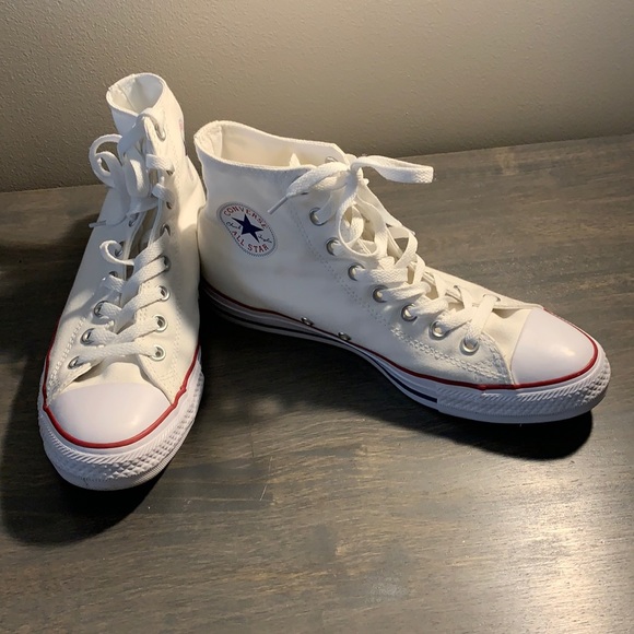 Converse Chuck Taylor All-Star High Top Sneakers/ White